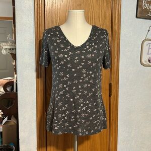Maurice’s Gray Floral Top- Women’s Size Large